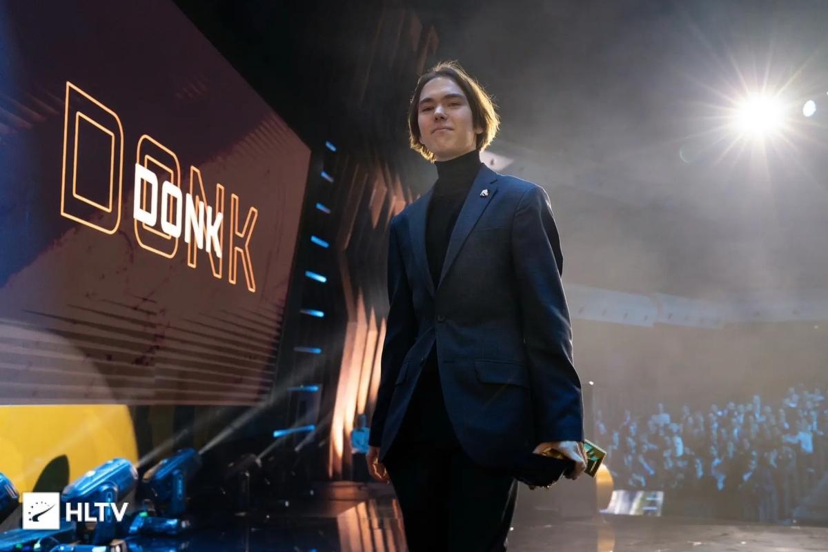 S11入围赛小组赛最终名次决出，LNG携手DFM直接晋级