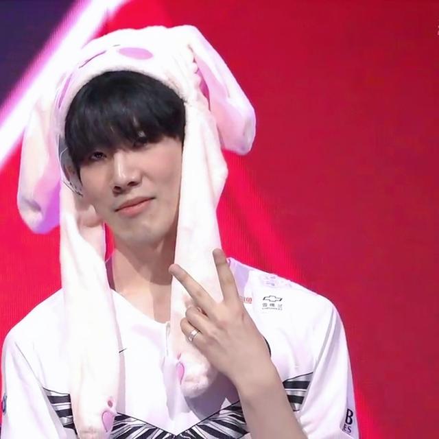 NAVI 对 The MongolZ PGL 阿斯塔纳 2025 小组赛中最受欢迎的比赛