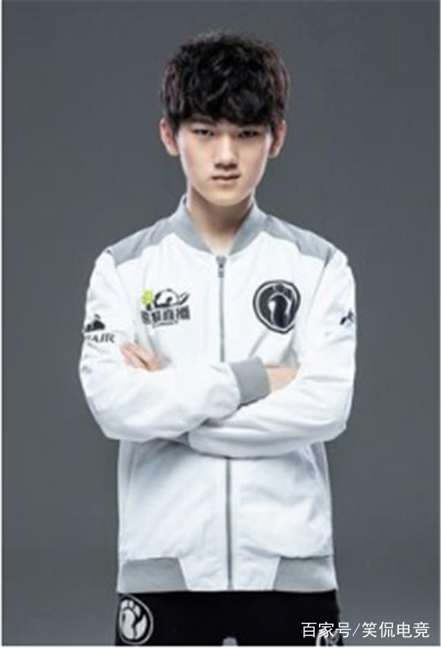 The MongolZ 晋级 PGL Astana 2025 季后赛，击败 NAVI