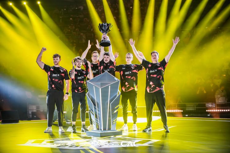 Wei：要找好版本英雄答案，以及减少游戏内的失误